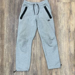 Nike Tech Fleece Pants